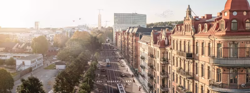 Målet med ombyggnaden av Engelbrektsgatan är - förutom ny spårväg - att skapa en attraktivare stadsmiljö mellan Avenyn och Skånegatan. Visionsbild: Sweco