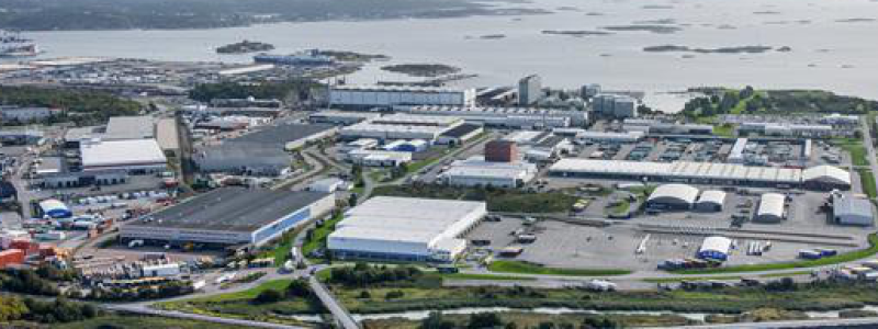 Området Arendal och en skiss över Linde MHs nya anläggning. Foto: Linde