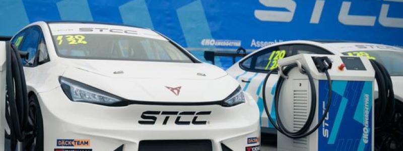 STCC-premiären den 8-9 juni är den första av totalt fem tävlingshelger från juni till september. Foto: Cupra