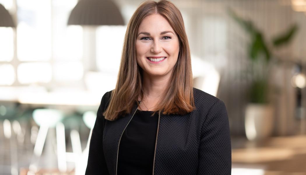 Amanda Tevell som är Hifabs vice VD och rapportens talesperson. Pressbild: Hifab