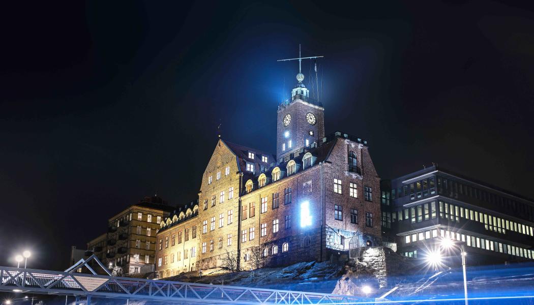 Sernekes huvudkontor ligger på Kvarnberget i Göteborg i den tidigare Sjöbefälsskolan. Foto: Wikipedia Common Lic, kredit: Leffelive
