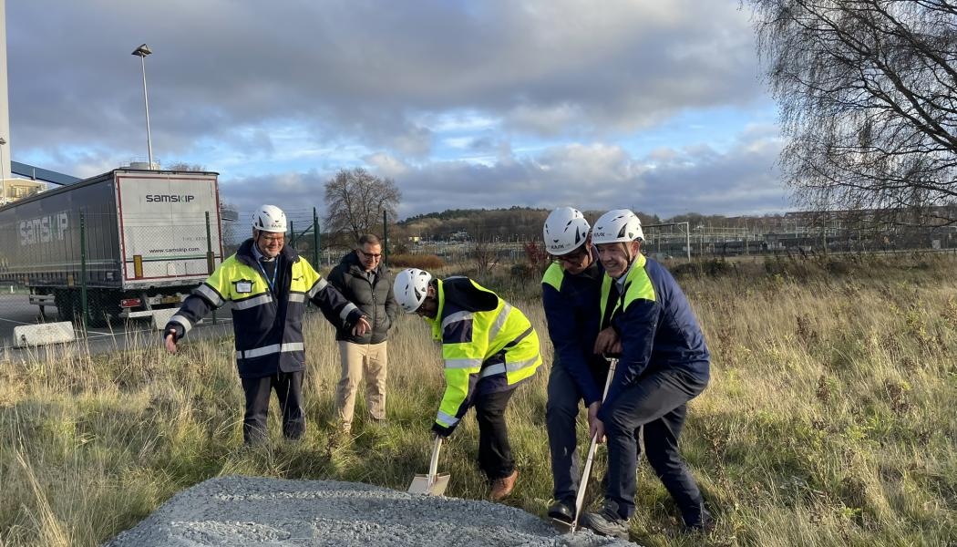 Första spadtaget för nya logistikanläggningen på SKF i Göteborg. Foto: SKF