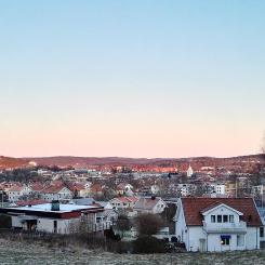 Centrala Kungsbacka från sydväst. Foto: VORDME/Wikimedia Commons/https://commons.wikimedia.org/wiki/File:Kungsbacka.jpg