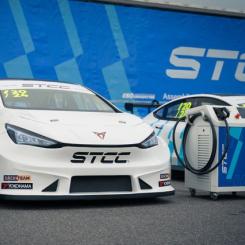 STCC-premiären den 8-9 juni är den första av totalt fem tävlingshelger från juni till september. Foto: Cupra
